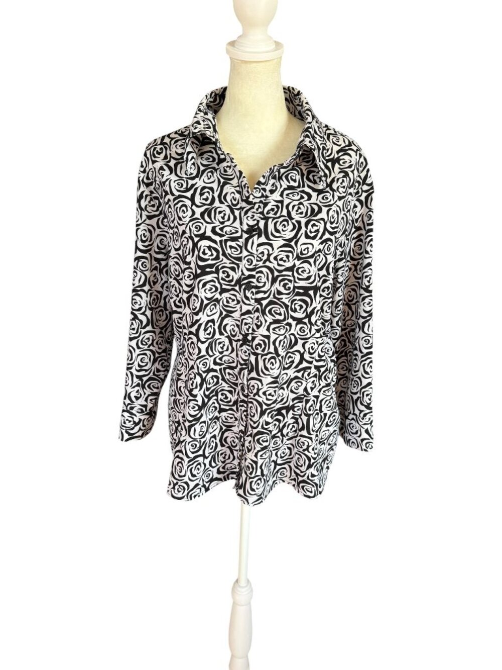 Croft & Barrow black and white 3/4 sleeve button down collared blouse size XL